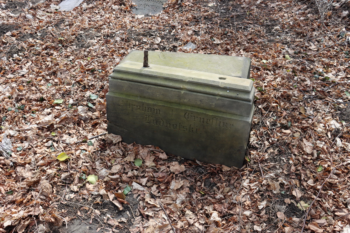 jewish cemeteries Mikołów