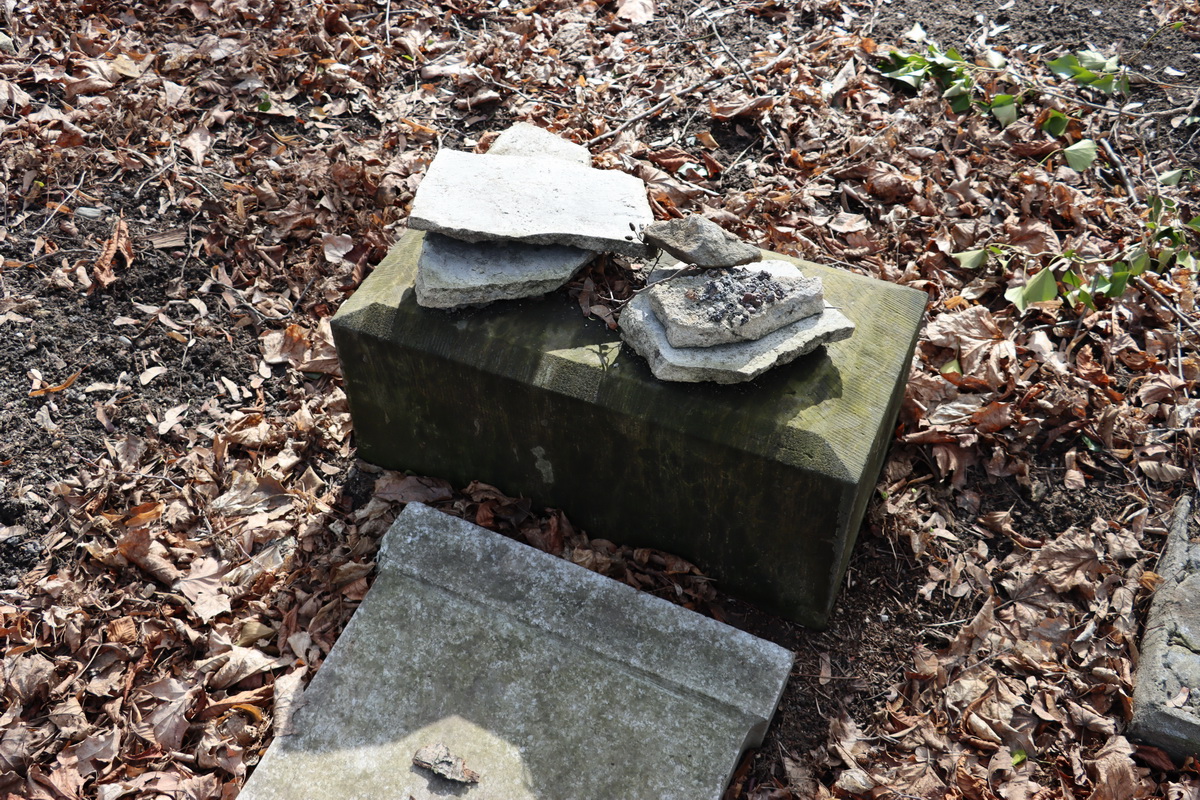jewish cemeteries Mikołów